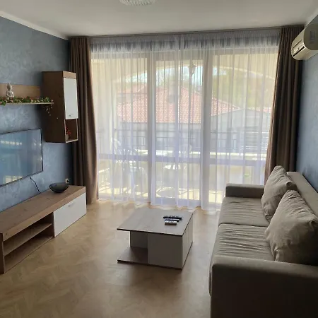 Chateau Valon Apartment