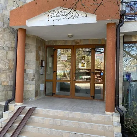 Chateau Valon Apartment Sunny Beach